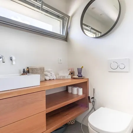 A Factoria House By Prishomes Feriehus