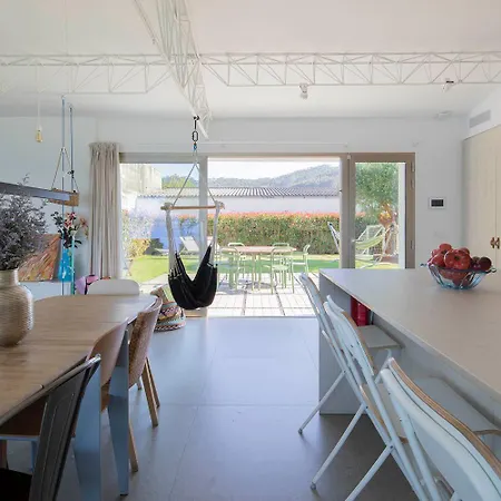 Ferienhaus A Factoria House By Prishomes